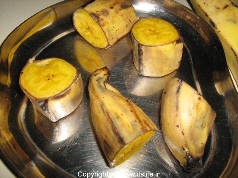 Steamed Nendrabale - Steamed Banana