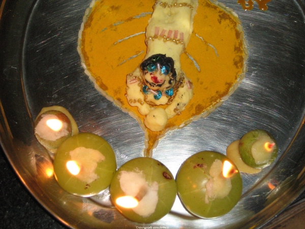 Aarathi Thatte - Decorated Plate