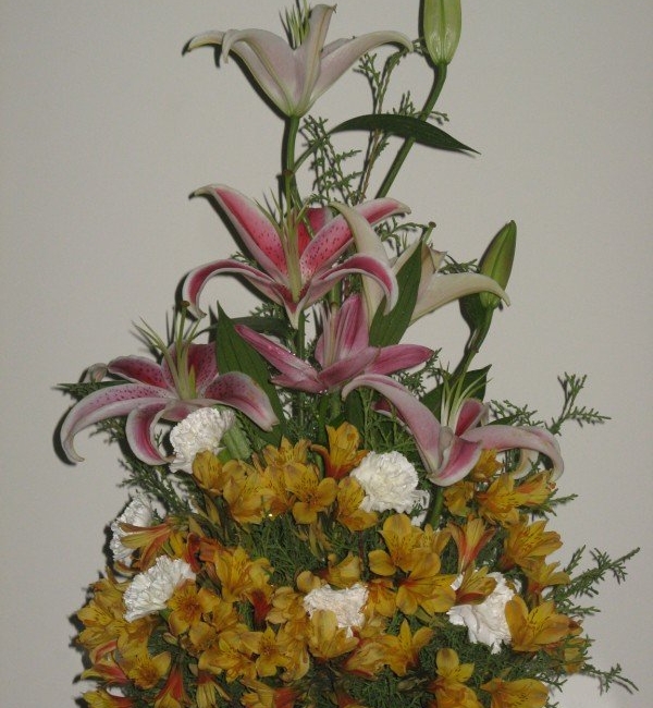 Vibrant Flower Arrangement