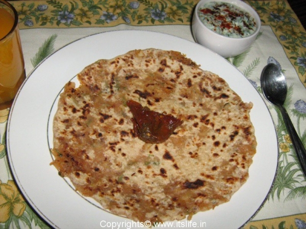 Onion Besan Paratha