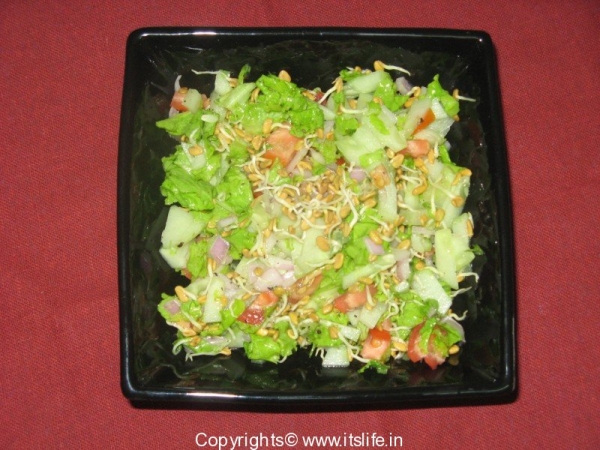 Fenugreek Sprout Salad