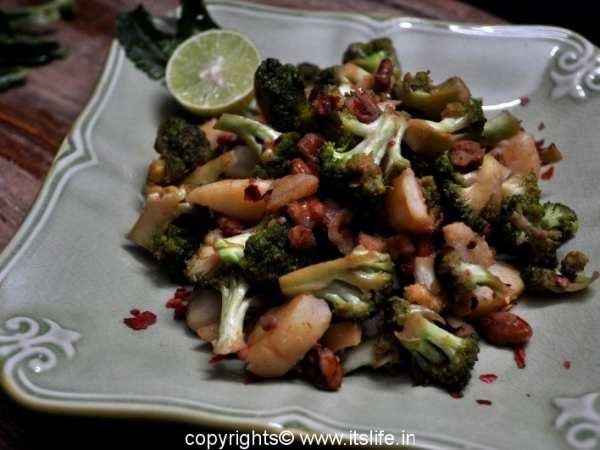 Broccoli and Potatoes Stir Fry