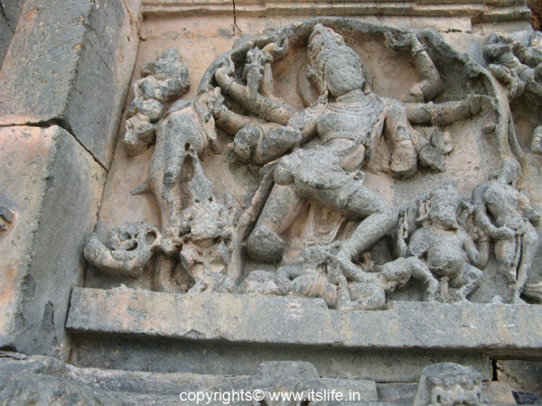 Nanneshwara temple Lakkundi