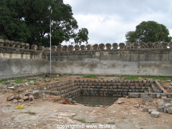 travel-mysore-sri-Sri Prasanna Nanjundeshwara Temple-1