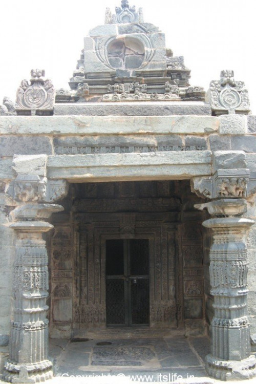 Lakkundi Suryanarayana Temple