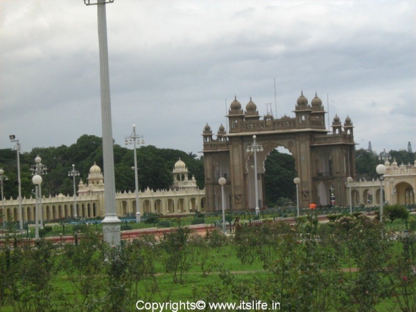 Jayamarthanda Gate