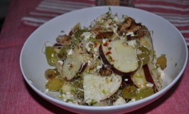 Apple Alfalfa Sprouts Salad