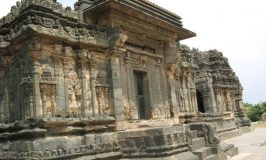 Kashivishwanatha temple Lakkundi