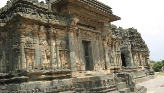 Kashivishwanatha temple Lakkundi