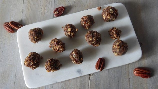 Pecan Laddoo